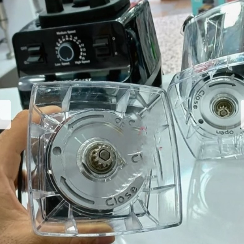 مخلوط کن صنعتی سیلور کرست(+آسیاب) 7200وات مدل sl-2024 دارای گارانتی شرکتی